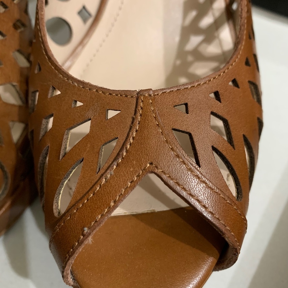Shoes - Picture 7 of 10